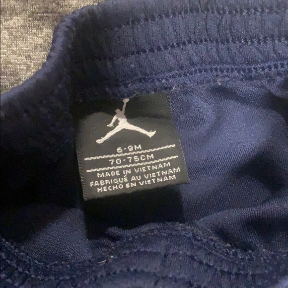 Air Jordan | Matching Outfit - Picture 2 of 7